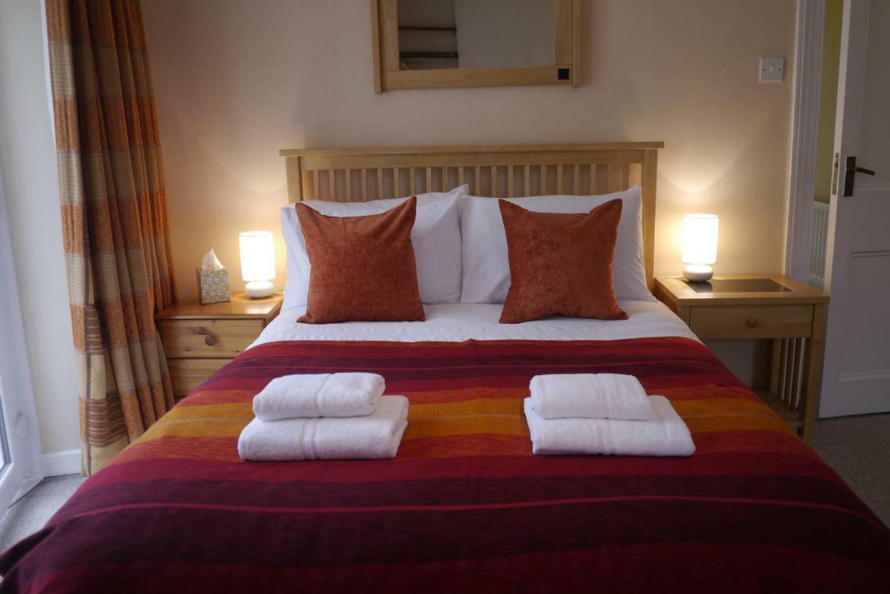 Rush View Bed & Breakfast พอร์ตรัช ภายนอก รูปภาพ