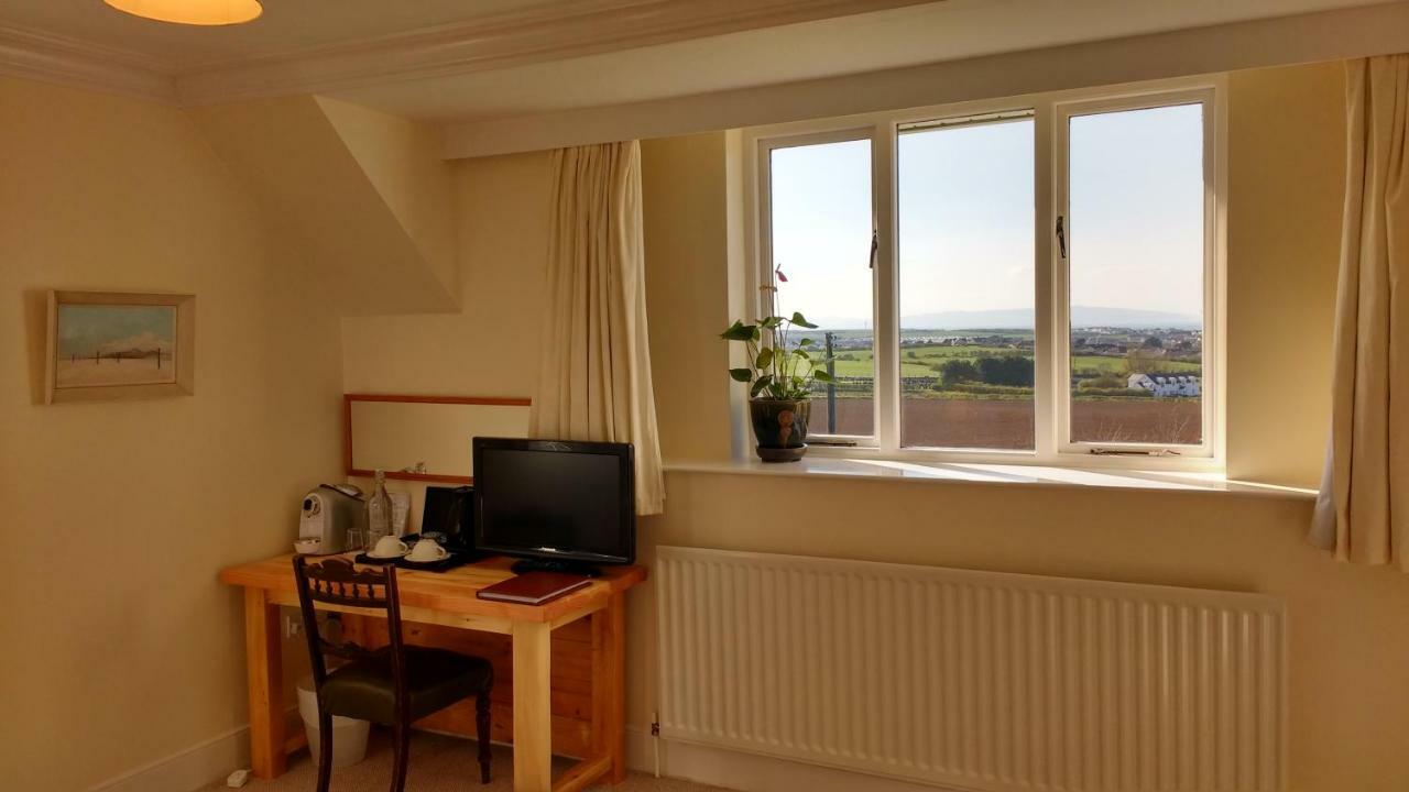 Rush View Bed & Breakfast พอร์ตรัช ภายนอก รูปภาพ
